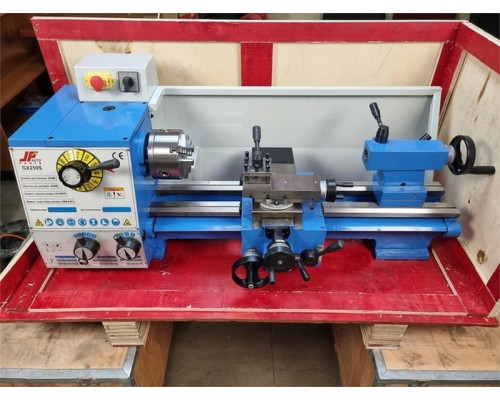 Купить Токарно-винторезный станок JP GX250S 250x500 750W