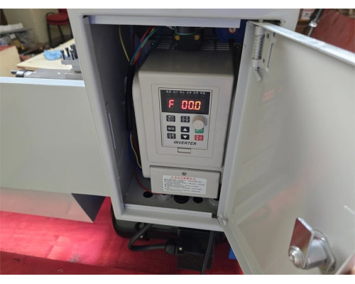 Купить Токарно-винторезный станок JP GX250VS 250x500 750W