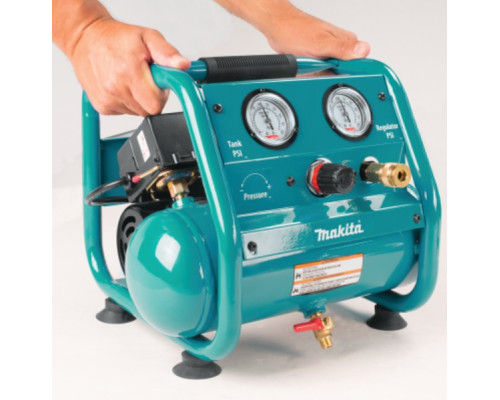 Купить Аккумуляторный компрессор Makita XGT 40 V MAX AC001GZ, без акб и з/у