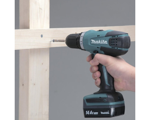 Купить Аккумуляторная дрель-шуруповерт Makita DF347D001 в кейсе с 2 акб 14.4V 1.5 Аh, з/п