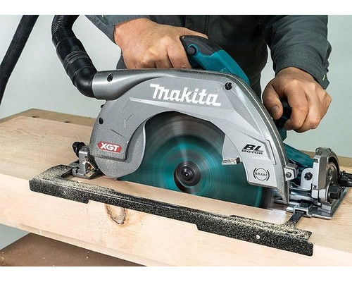 Купить Аккумуляторная дисковая пила Makita HS011GT201