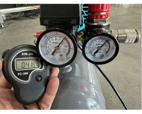 Купить Безмасляный поршневой компрессор Mast MOF1390/1100-9L