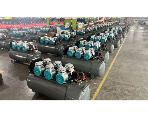 Купить Безмасляный поршневой компрессор Mast MOF1680/3x1500-120L