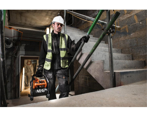 Купить Бесщеточный аккумуляторный компрессор AEG BK18-38BL-0 (4935471201).