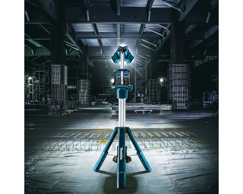 Купити Акумуляторний прожектор MAKITA LXT LED 110-220cm.3000lumens DML814