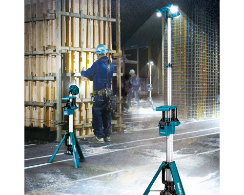Купити Акумуляторний прожектор MAKITA LXT LED 110-220cm.3000lumens DML814