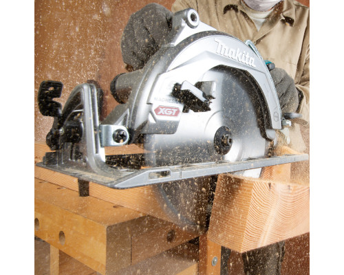 Купить Аккумуляторная дисковая пила Makita XGT 40 V MAX RS002GT101 (RS002GT101).