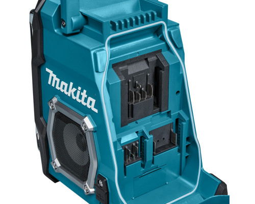 Купить Аккумуляторный радиоприемник Makita XGT 40 V MAX MR001GZ