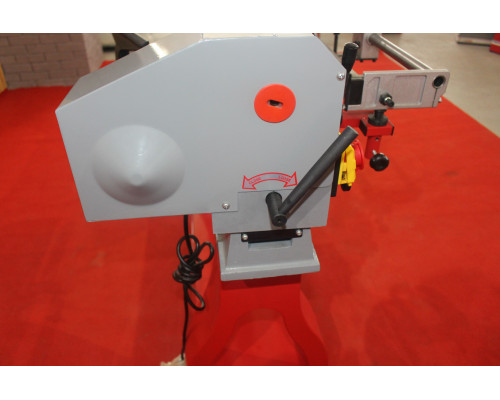 Купить Токарный станок по дереву Holzmann VD 1100N
