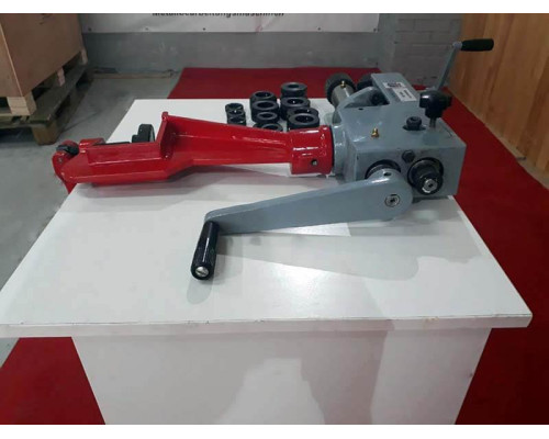Купити Ручний відбірний верстат Holzmann SKM 200