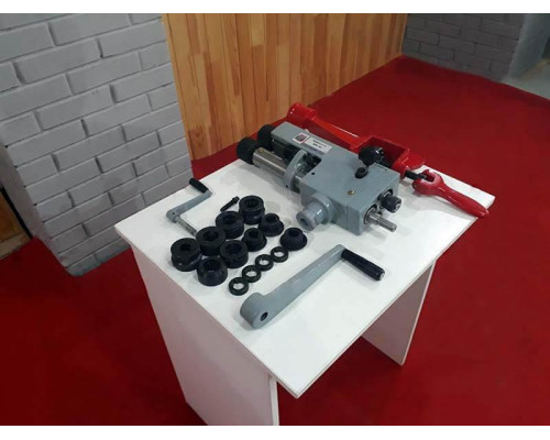 Купити Ручний відбірний верстат Holzmann SKM 200