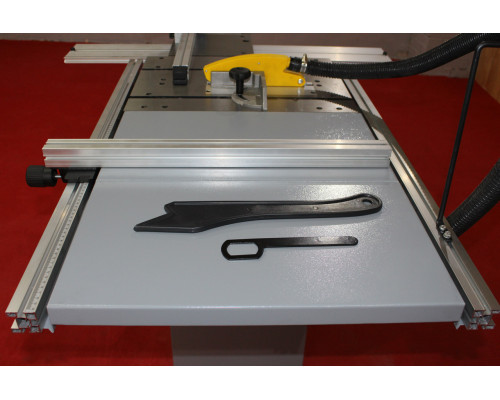 Купити Циркулярна пила Holzmann TS 200