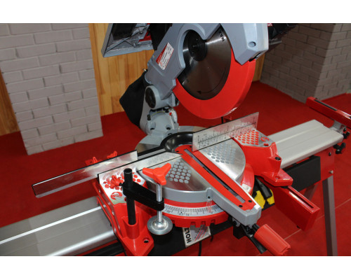 Купить Пила торцовочно-циркулярная Holzmann TK 305 (TK305_230V)