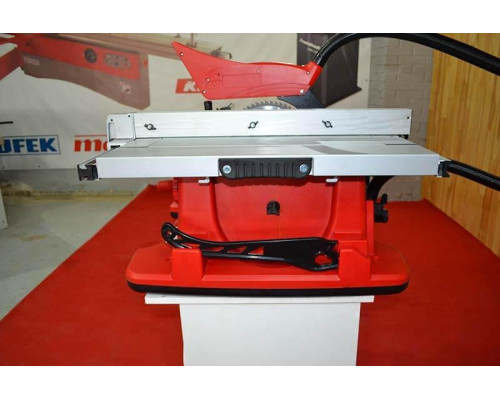 Купити Циркулярна пила Holzmann TK 255