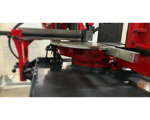 Купить Полуавтоматическая ленточная пила по металлу Karmetal KDG 300x500